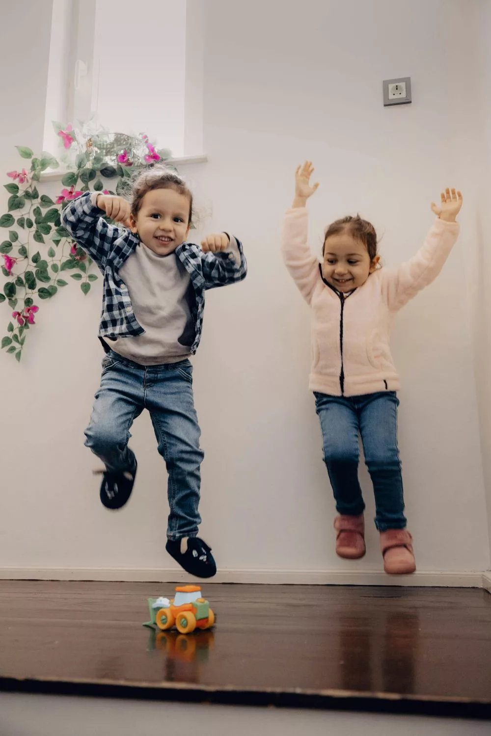 5 Simple Indoor Obstacle Course Ideas For Kids – to Get Them Moving